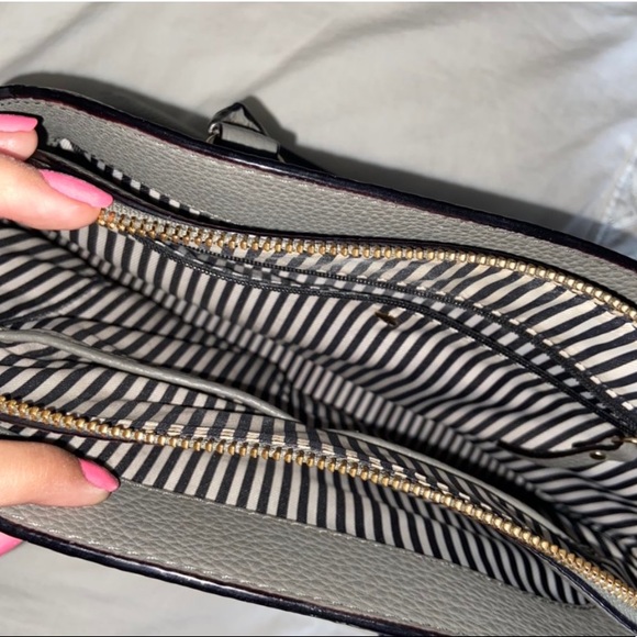Kate Spade Purse - Picture 4 of 9